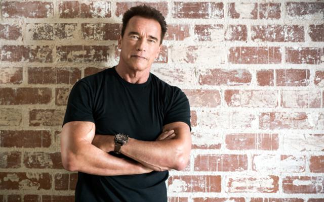 "Kẻ hủy diệt" Arnold Schwarzenegger 72 tuổi vẫn khỏe phơi phới, tất cả là nhờ chế độ ăn uống và tập luyện siêu kỷ luật này