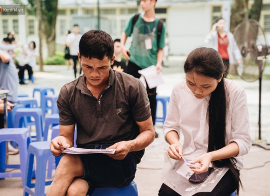 Xúc động tin nhắn bố gửi 1,5 triệu/ tháng cho con gái: "Ai có thể ghét bố, thậm chí coi thường bố nhưng riêng các con thì không được!"