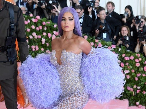 9 sự thật về độ giàu có của tỷ phú trẻ nhất thế giới Kylie Jenner