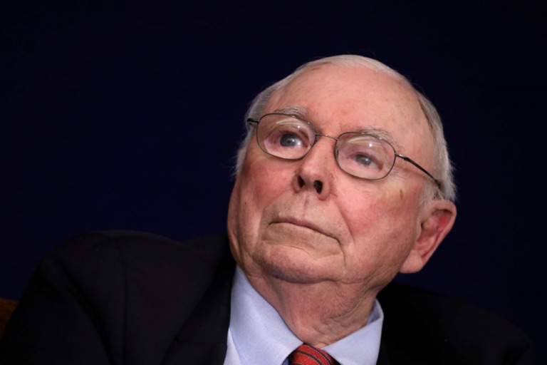 Charlie Munger - Chiến lược đa dạng hóa là điều điên rồi nhất tôi từng nghe