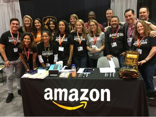 Nhà "tư tưởng lãnh đạo" Jeff Bezos Nhà "tư tưởng lãnh đạo" Jeff Bezos