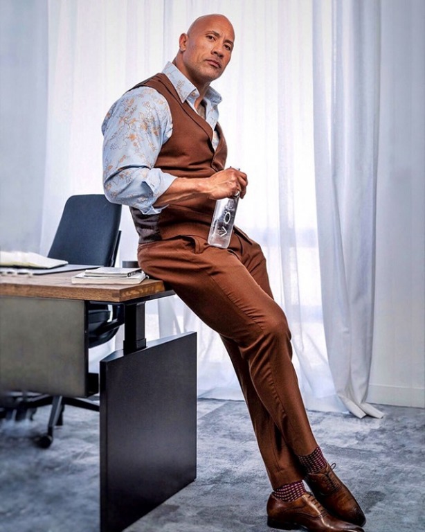 The Rock: Từ quá khứ bị xa lánh, trầm cảm đến siêu sao tỷ đô của Hollywood