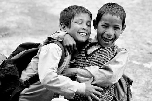 Hợp nhau ở tính cách, kính trọng nhau bởi tài hoa nhưng trở thành tri kỷ của nhau lại vì nhân phẩm