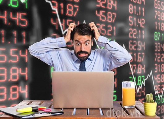 Cổ đông dễ mất trắng khi doanh nghiệp hủy niêm yết, cổ phiếu hầu như chẳng còn giá trị