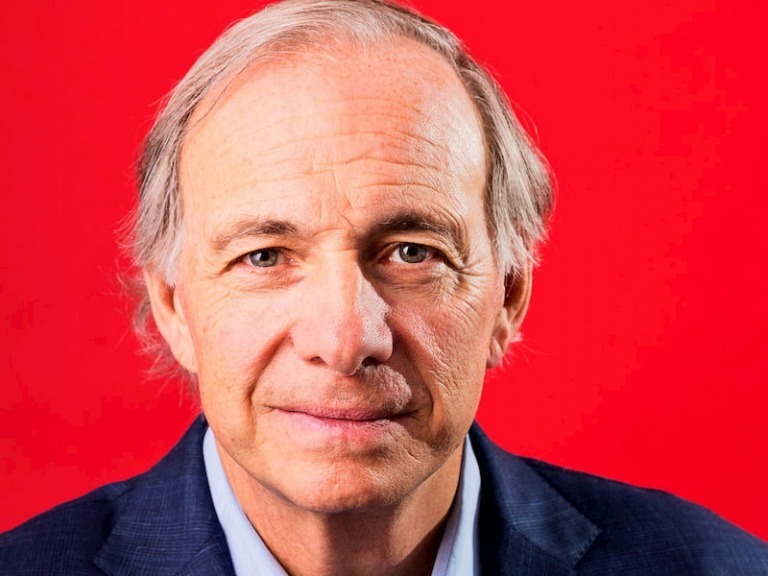 Tỷ phú tài chính Ray Dalio đã "phất lên" từ hai bàn tay trắng để làm nên đế chế trị giá 18 tỷ đô la như thế nào? Hãy xem bí quyết của ông là gì!