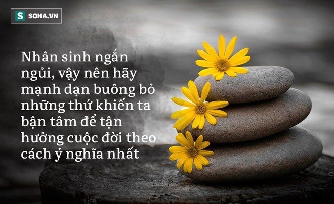 "Cầm chiếc cốc trên tay cả ngày, chuyện gì sẽ xảy ra?" - đáp án chỉ ra sai lầm mọi người không hay biết