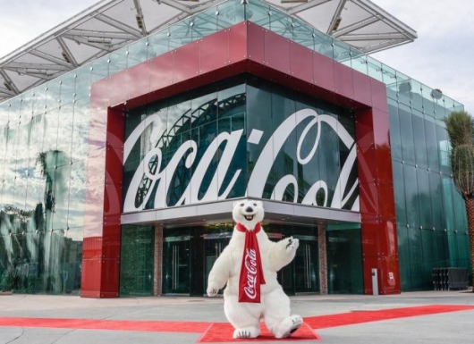 Tẩy chay Facebook, Coca-Cola và nhiều thương hiệu ngưng quảng cáo trên nền tảng này?