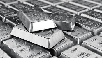 Thương vụ bất thường của Warren Buffett giúp một người đàn ông trở thành tỉ phú