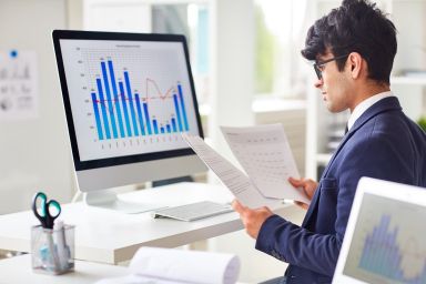 Tìm nhóm cổ phiếu triển vọng trong bối cảnh kinh tế Mỹ không tốt như kỳ vọng