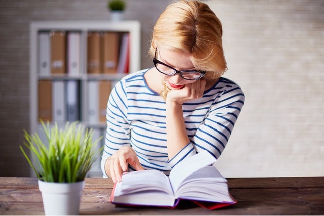 Đọc nhiều không bằng đọc "chất lượng": Quan trọng là sau khi gấp sách bạn "ngấm được gì", đừng lãng phí thời gian chỉ vì mọi người cho là nó đáng đọc