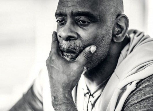 Hành trình mưu cầu hạnh phúc của Chris Gardner: Tuổi thơ bị bạo hành, “gà trống” nuôi con, vô gia cư nhưng không vô vọng, cuối cùng trở thành triệu phú nhờ môi giới chứng khoán