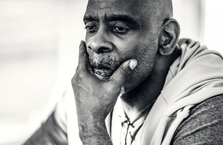 Hành trình mưu cầu hạnh phúc của Chris Gardner: Tuổi thơ bị bạo hành, “gà trống” nuôi con, vô gia cư nhưng không vô vọng, cuối cùng trở thành triệu phú nhờ môi giới chứng khoán