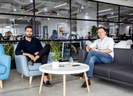 Sai lầm chết người khiến 2 ông chủ Tây của Leflair phá sản sau 5 năm khởi nghiệp: 'Con nghiện' quảng cáo Facebook, Google, đốt tiền thuê văn phòng đẹp, trả lương cao, hết tiền đầu tư là 'hết sống'