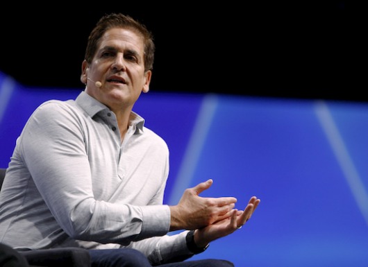 Tỉ phú Shark Tank Mark Cuban cảnh báo thị trường chứng khoán hiện nay giống thời kì bong bóng dot-com
