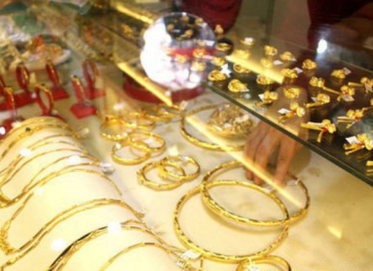 Điều gì khiến giá vàng giảm tuần đầu tiên trong 10 tuần?