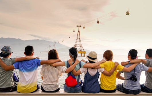 “Giàu vì bạn”: Vòng bạn bè ưu tú quyết định tương lai cao – thấp của một người, bạn có bao nhiêu?
