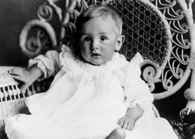 Màn đổi đời kỳ diệu của Walt Disney, chàng họa sĩ nghèo bị số phận không ngừng vùi dập: Trở thành ông chủ của đế chế lớn nhất thế giới chỉ nhờ một bí quyết làm giàu duy nhất!