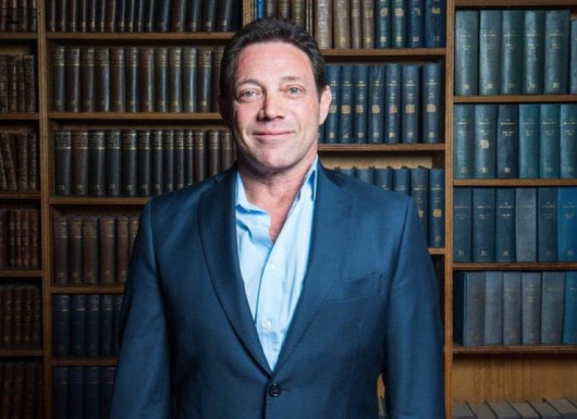 Kịch tính như cuộc đời của "Sói già phố Wall" Jordan Belfort: Khuấy đảo cả thị trường chứng khoán ở tuổi 27