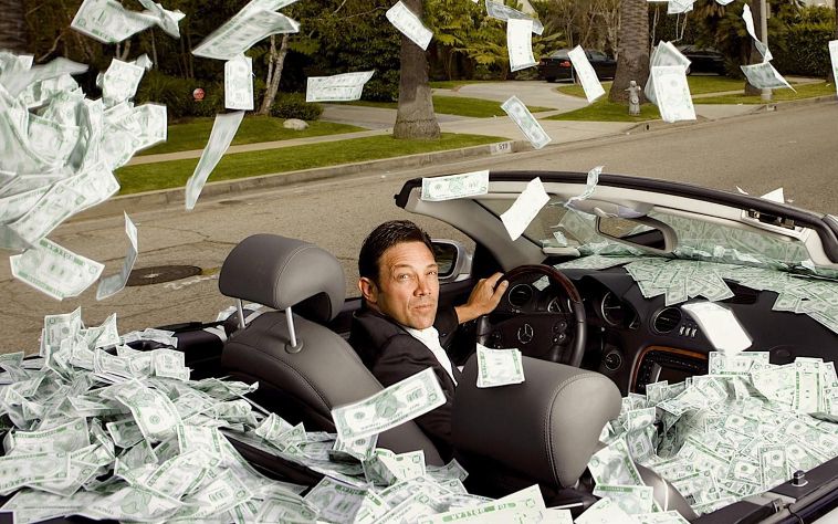 Kịch tính như cuộc đời của "Sói già phố Wall" Jordan Belfort: Khuấy đảo cả thị trường chứng khoán ở tuổi 27