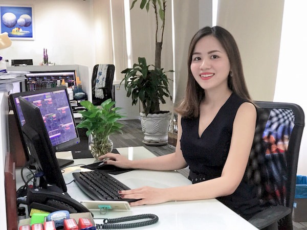 Khi phụ nữ đầu tư chứng khoán…