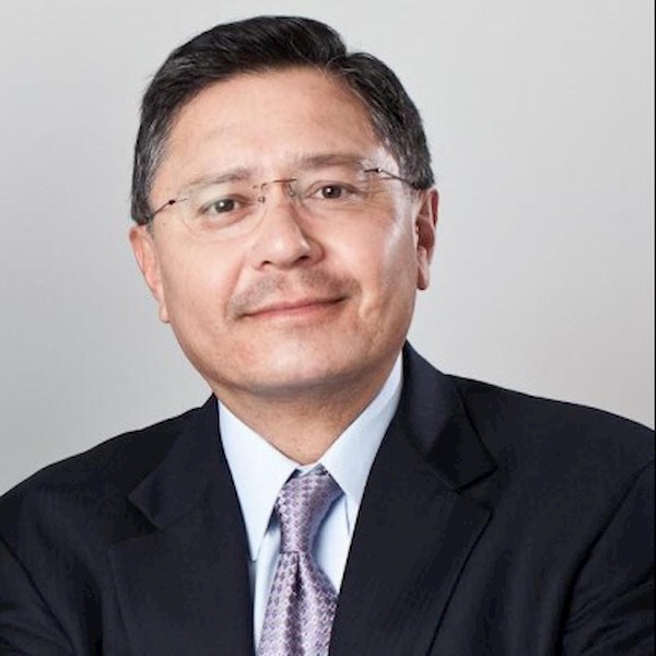 Vài điều cần biết về Gil Morales
