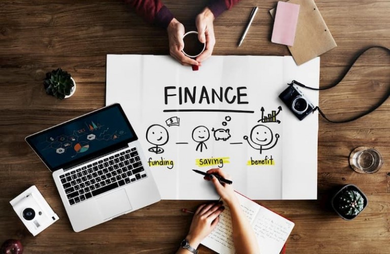 Quản lý tài chính cá nhân và đầu tư hiệu quả với 10 bài học từ nghiên cứu sinh tiến sĩ ở Harvard