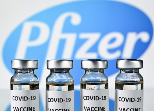 Chứng khoán châu Á trái chiều sau khi Mỹ cấp phép cho vaccine của Pfizer