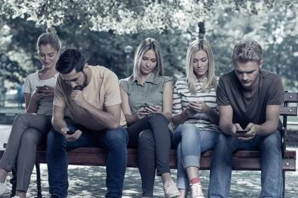 Millennial: Thế hệ trẻ hứng nhiều rủi ro nhất