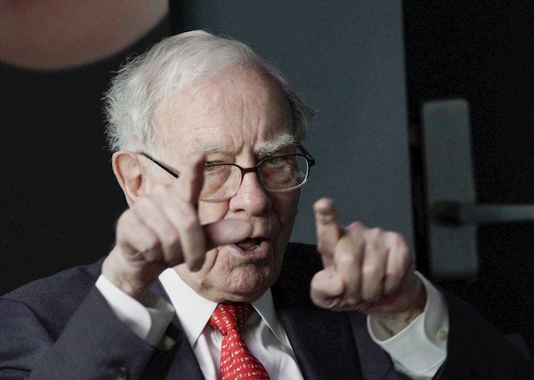 WARREN BUFFETT: 3 sai lầm trong đầu tư mà bạn cần tránh