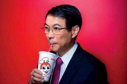 Jollibee trở thành “ông trùm” gà rán như thế nào?