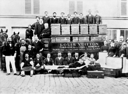 Louis Vuitton: Từ 2 bàn tay trắng gây dựng nên cả cơ đồ xa xỉ
