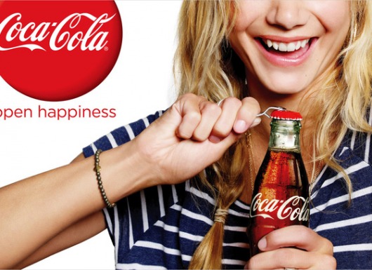 Coca-Cola: Doanh nghiệp thành lập bởi dược sỹ nghiện morphine, chuyên đi bán niềm vui