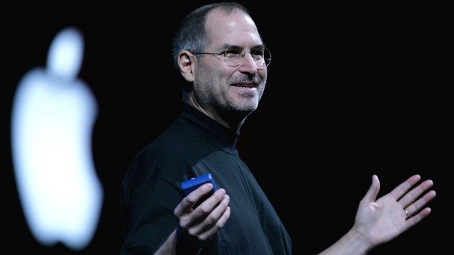 Starbucks và bài học bổ ích về EQ từ cuộc gọi điện đùa của Steve Jobs