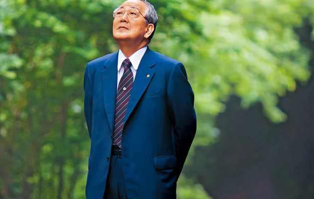 Triết lý kinh doanh của Inamori Kazuo: Thành quả trong cuộc đời và công việc bằng tích của Cách tư duy nhân Nhiệt huyết và Năng lực