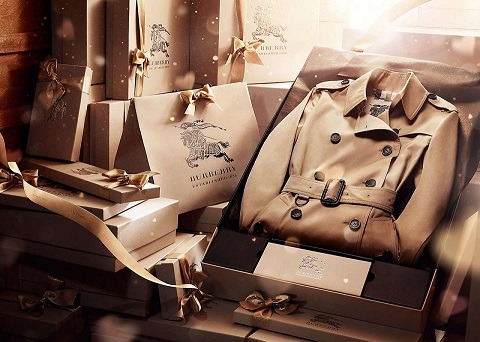 6 bài học từ Burberry trong việc hồi sinh một thương hiệu đang tàn lụi