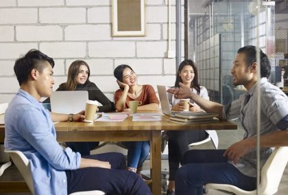 Bí quyết giao tiếp của Siêu Cò: Đừng nói nhiều về bản thânBí quyết giao tiếp của Siêu Cò: Đừng nói nhiều về bản thân