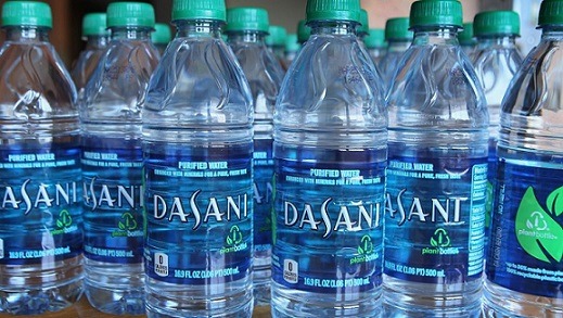 Cách một người đàn ông khiến Coca-Cola mất hàng chục triệu USD, bị người mua tẩy chay chỉ bằng một cú điện thoại