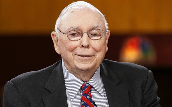 Charlie Munger: Bí quyết để sống lâu và hạnh phúc vô cùng đơn giản!