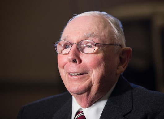 Charlie Munger cảnh báo về TTCK Mỹ: Chúng ta đang ở rất gần bờ vực của trò chơi với lửa