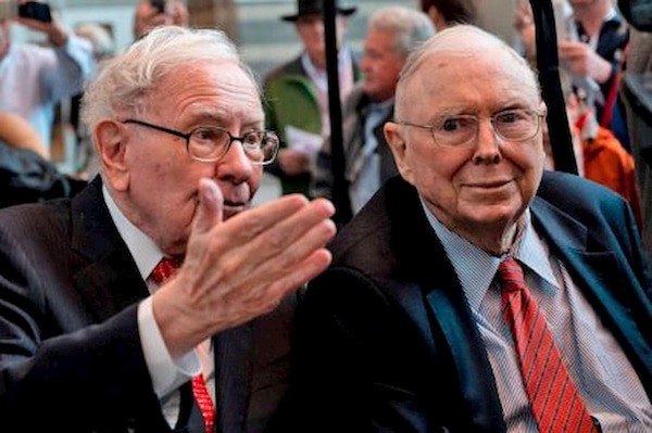 Charlie Munger không muốn thuê Elon Musk làm việc, tại sao?
