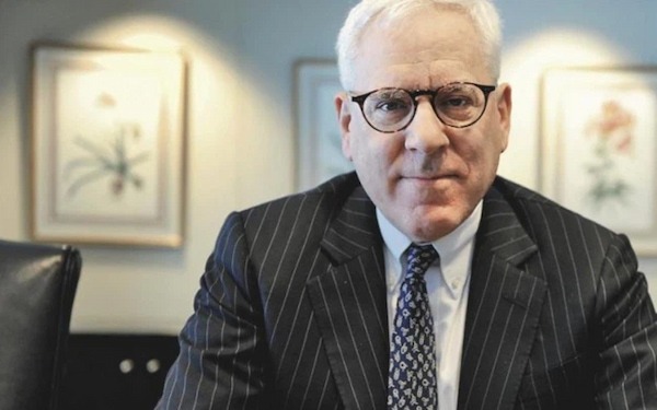 Founder của Carlyle Group quản lý 200 tỷ USD: Người đầu tư thành công không kiếm tiền bằng cảm tính