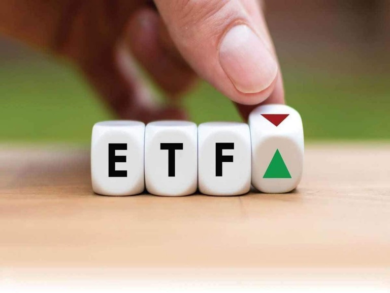 QUỸ ETF LỢI ÍCH HAY THIỆT HẠI?
