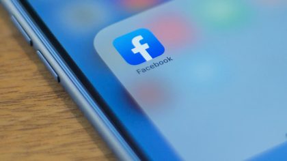 Tại sao Facebook và Apple lại có hiềm khích với nhau?