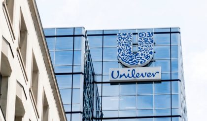 Từ Unilever, Coca-Cola đến P&G: Đâu là động thái đáng chú ý trước thềm năm 2021 đang đến gần?