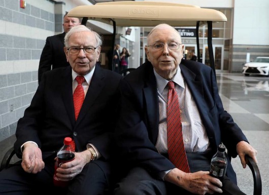 Warren Buffett: Hé lộ những bước đi mới nhất, Berkshire tiếp tục mua lượng cổ phiếu quỹ kỷ lục