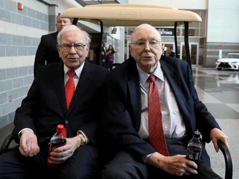 Warren Buffett: Hé lộ những bước đi mới nhất, Berkshire tiếp tục mua lượng cổ phiếu quỹ kỷ lục