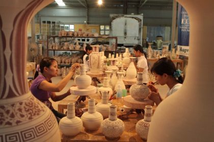 Xây dựng thương hiệu, đổi mới thiết kế bao bì để “hồi sinh” các làng nghề truyền thống