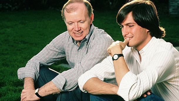 Cựu Giám đốc Bán hàng của Apple nói gì về Steve Jobs?