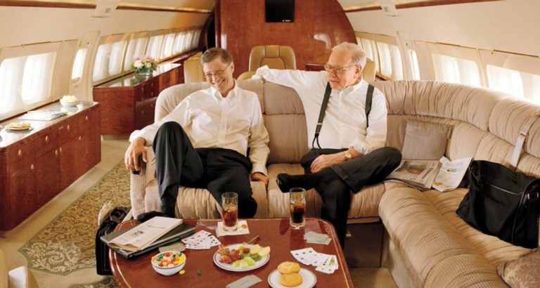 Bí mật sau thương vụ lớn nhất trong nhiều năm của Warren Buffett: Nghiên cứu suốt 60 năm và 'xuống tiền' chỉ sau 1 bữa tối Bí mật sau thương vụ lớn nhất trong nhiều năm của Warren Buffett: Nghiên cứu suốt 60 năm và 'xuống tiền' chỉ sau 1 bữa tối