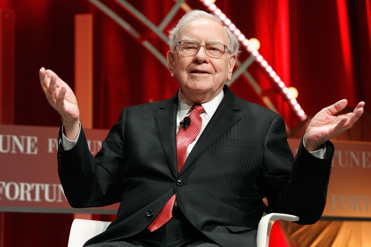 Cổ phiếu năng lượng lên đỉnh, vì sao "phù thủy" Warren Buffett vẫn gom mạnh?